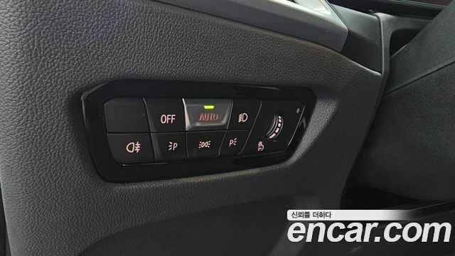 BMW 3-Series 2025 — photo 26