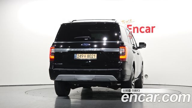 Ford Expedition 2021 — photo 4