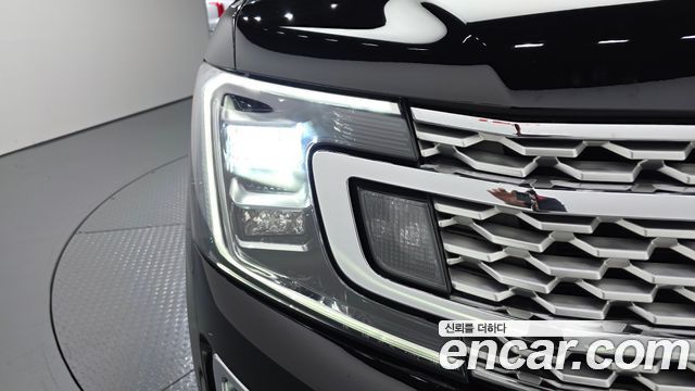 Ford Expedition 2021 — photo 8