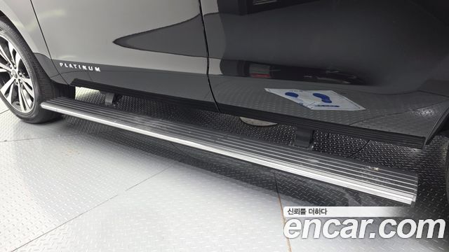 Ford Expedition 2021 — photo 32