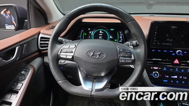 Hyundai Ioniq 2020 — photo 13