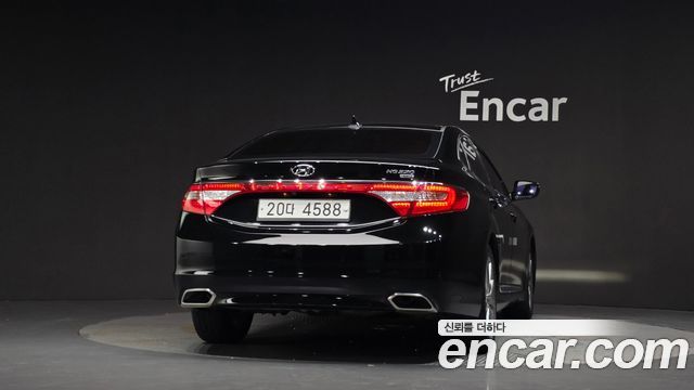 Hyundai Grandeur 2015 — photo 4