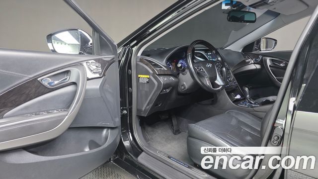 Hyundai Grandeur 2015 — photo 16