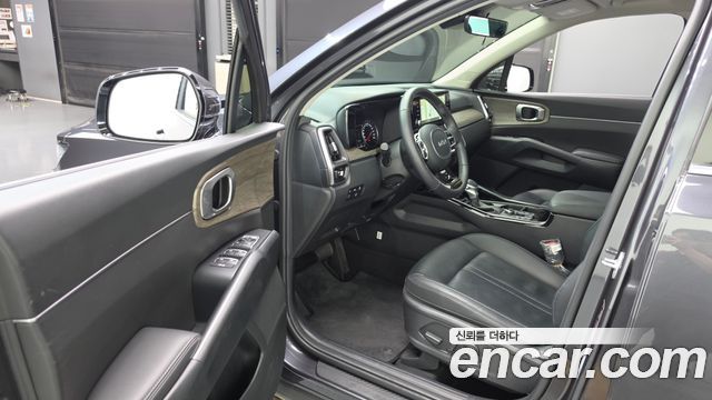 Kia Sorento 2023 — photo 13