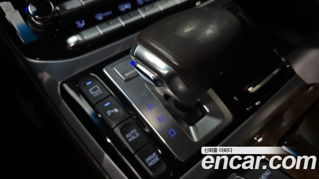 Genesis EQ900 2016 — photo 9