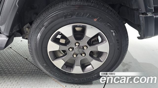 Jeep Wrangler 2020 — photo 7
