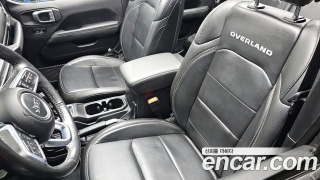 Jeep Wrangler 2020 — photo 27
