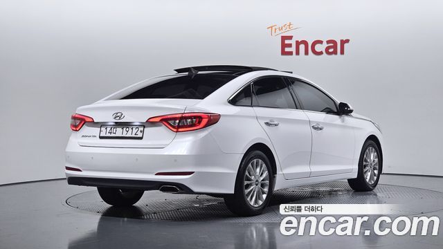 Hyundai Sonata 2015 — photo 2
