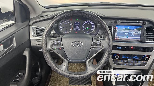 Hyundai Sonata 2015 — photo 19