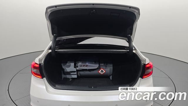 Hyundai Sonata 2015 — photo 26