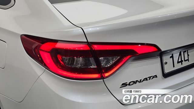 Hyundai Sonata 2015 — photo 9
