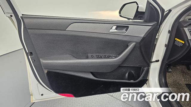 Hyundai Sonata 2015 — photo 14