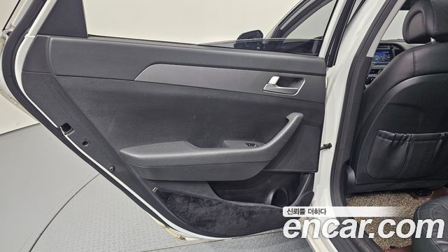 Hyundai Sonata 2015 — photo 15