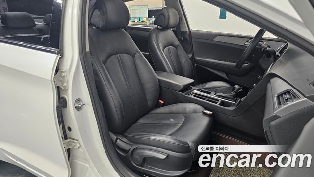 Hyundai Sonata 2015 — photo 16