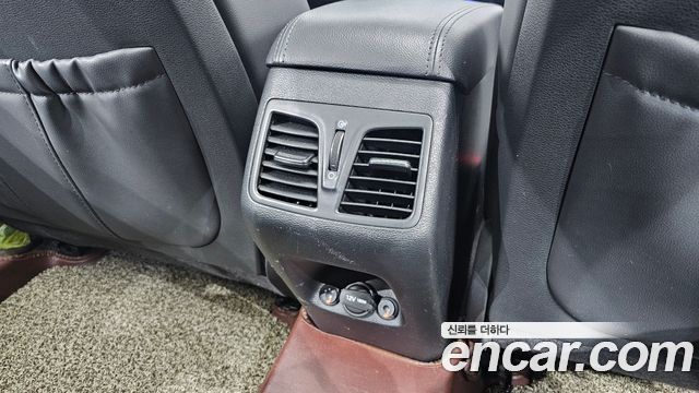Hyundai Sonata 2015 — photo 32