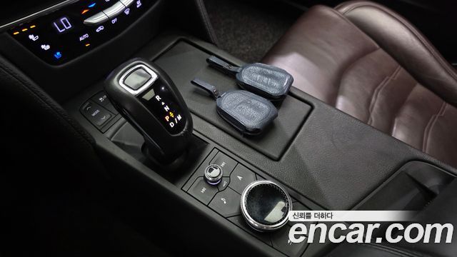Cadillac CT6 2019 — photo 12