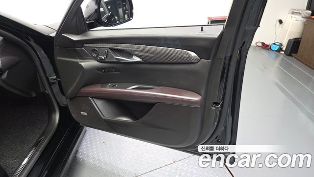 Cadillac CT6 2019 — photo 14
