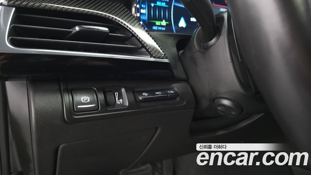 Cadillac CT6 2019 — photo 27