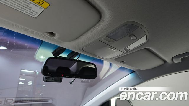 Hyundai AVANTE 2016 — photo 26