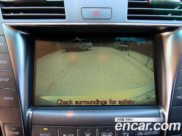 Lexus LS 2008 — photo 14