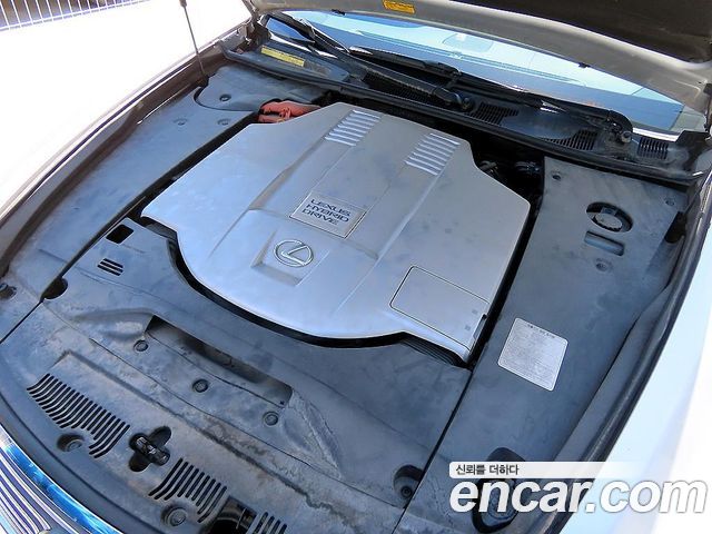 Lexus LS 2008 — photo 19