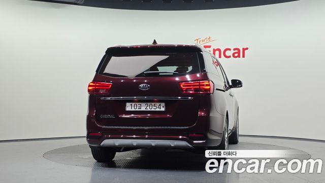 Kia Canival 2019 — photo 4