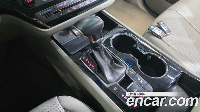 Kia Canival 2019 — photo 12
