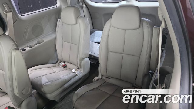 Kia Canival 2019 — photo 18