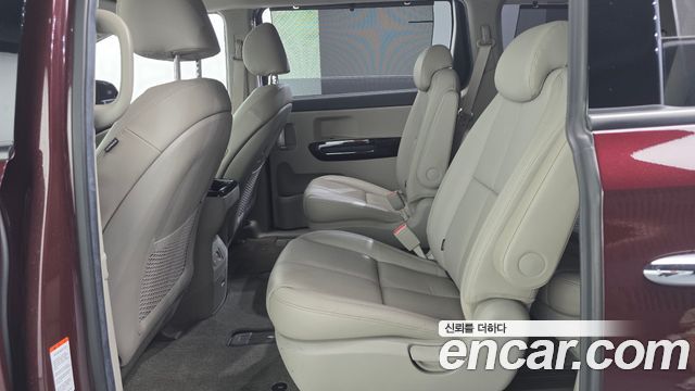 Kia Canival 2019 — photo 19