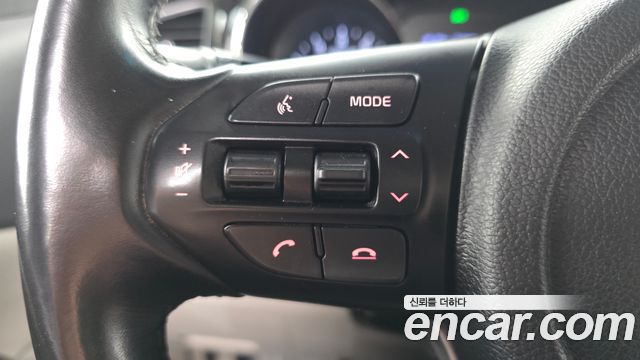 Kia Canival 2019 — photo 24