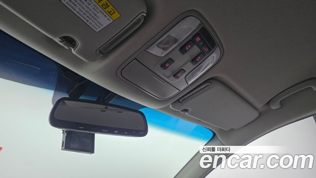 Kia Canival 2019 — photo 29