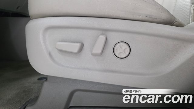 Kia Canival 2019 — photo 33