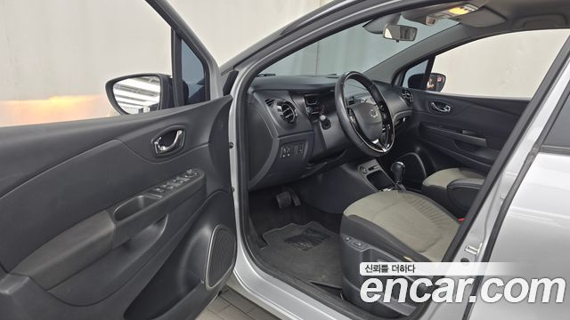 Renault Korea QM3 2015 — photo 13