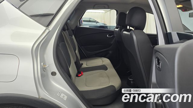 Renault Korea QM3 2015 — photo 17