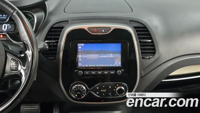 Renault Korea QM3 2015 — photo 18