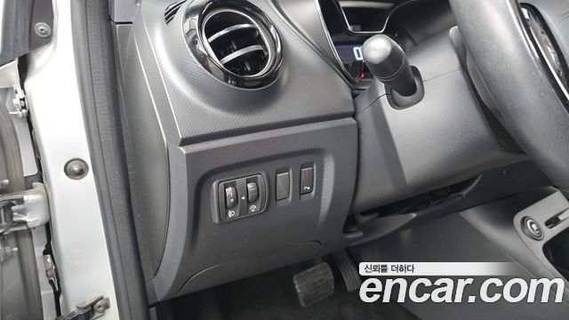 Renault Korea QM3 2015 — photo 23