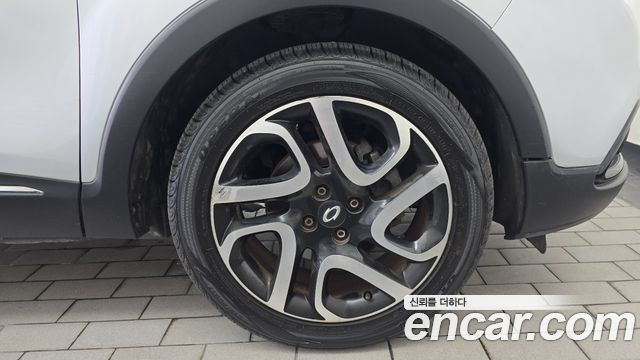 Renault Korea QM3 2015 — photo 7