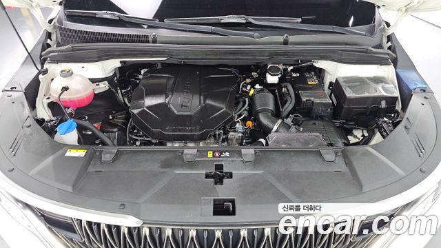 Kia Canival 2023 — photo 6