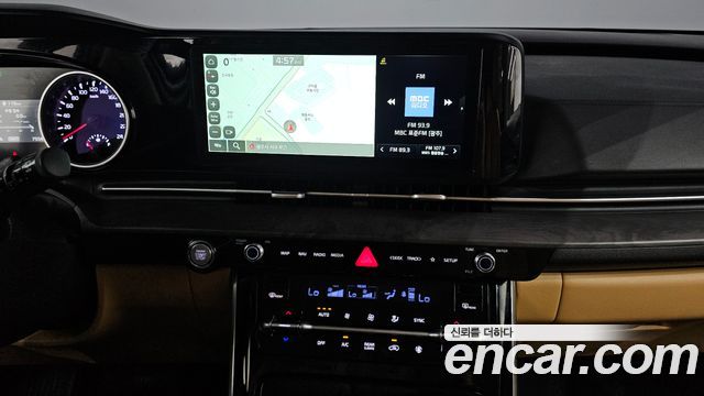Kia Canival 2023 — photo 12
