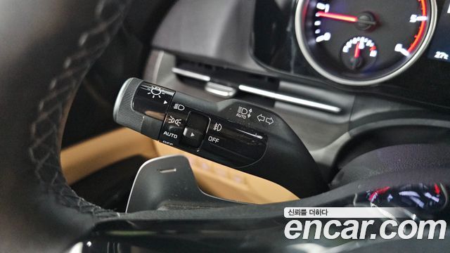 Kia Canival 2023 — photo 15