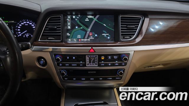Genesis G80 2019 — photo 20
