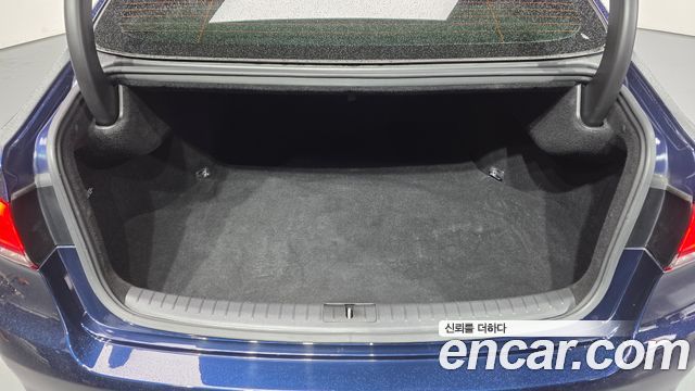 Genesis G80 2019 — photo 25