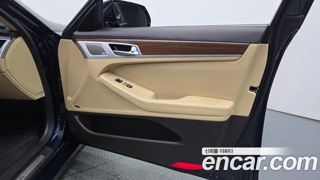 Genesis G80 2019 — photo 14