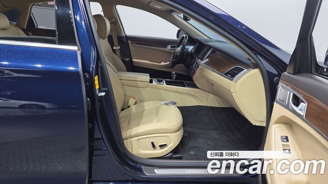 Genesis G80 2019 — photo 16