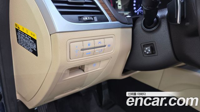 Genesis G80 2019 — photo 29