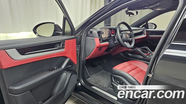 Porsche Cayenne 2025 — photo 13