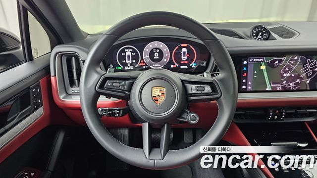 Porsche Cayenne 2025 — photo 19