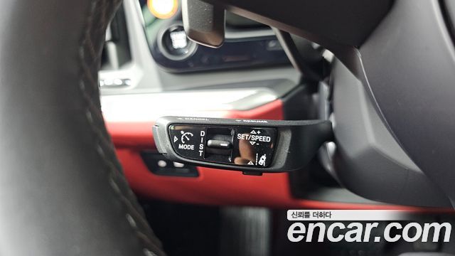 Porsche Cayenne 2025 — photo 28
