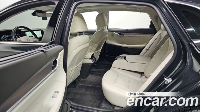 Hyundai Grandeur 2022 — photo 18