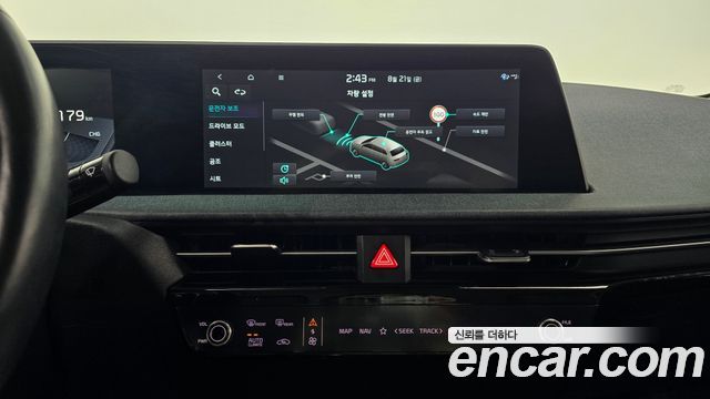 Kia EV6 2022 — photo 15